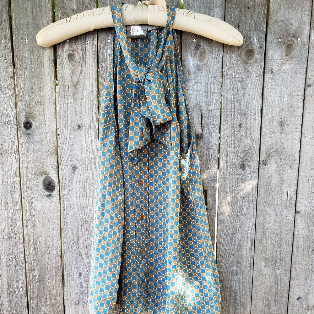 Girls From Savoy 100%silk pussybow blouse size 6